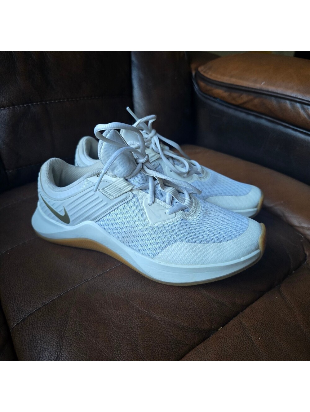 Nike Women's Legend Essential 2 White Metallic Gold Gum Sole Sneakers Size 8